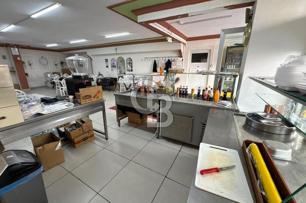 PENDİK ESENLER'DE İÇİNDEKİLERLE BERABER SATILIK DÜKKAN