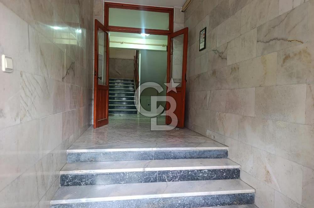 NACİ ÇAKIR MAHALLESİNDE MÜKEMMEL LOKAYONDA SATILIK 3+1 DAİRE