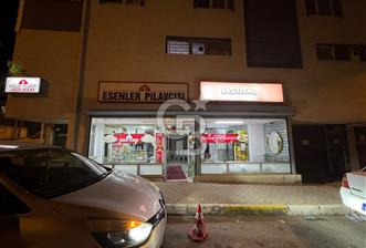 PENDİK ESENLER'DE İÇİNDEKİLERLE BERABER SATILIK DÜKKAN - 1 - 373683
