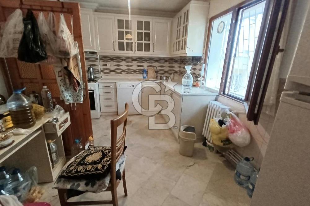 NACİ ÇAKIR MAHALLESİNDE MÜKEMMEL LOKAYONDA SATILIK 3+1 DAİRE