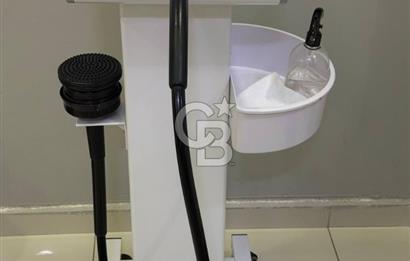 CB Deniz'den Karşıyaka Çarşıda Devren Kiralık Güzellik Merkezi