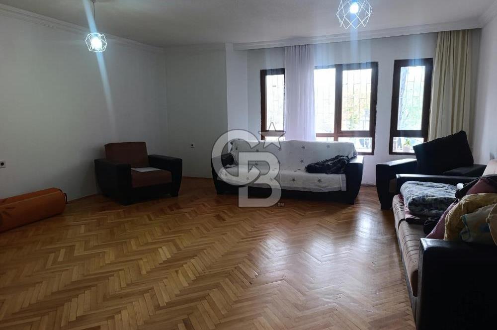 NACİ ÇAKIR MAHALLESİNDE MÜKEMMEL LOKAYONDA SATILIK 3+1 DAİRE