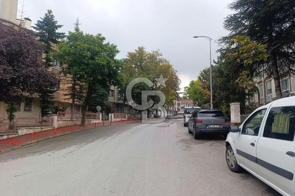 NACİ ÇAKIR MAHALLESİNDE MÜKEMMEL LOKAYONDA SATILIK 3+1 DAİRE