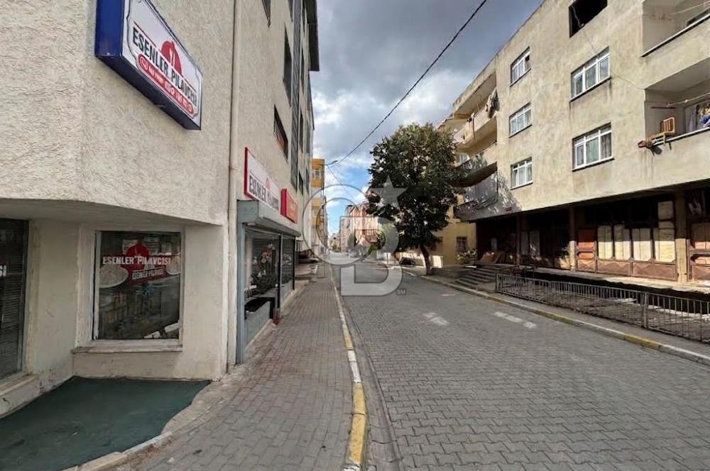 PENDİK ESENLER'DE İÇİNDEKİLERLE BERABER SATILIK DÜKKAN