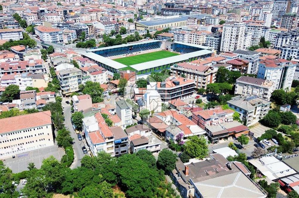 MALTEPE YALI SAHİLDE KİRALIK 275 M2 KOMPLE BİNA