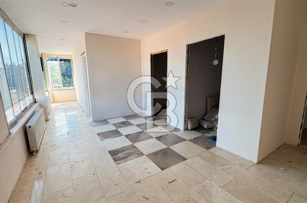 MALTEPE YALI SAHİLDE KİRALIK 275 M2 KOMPLE BİNA