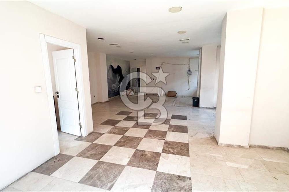 MALTEPE YALI SAHİLDE KİRALIK 275 M2 KOMPLE BİNA