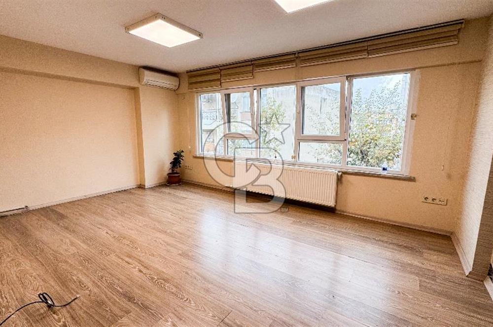 23 NİSAN CD. ÜZERİNDE 1+1 KİRALIK BÜRO&OFİS