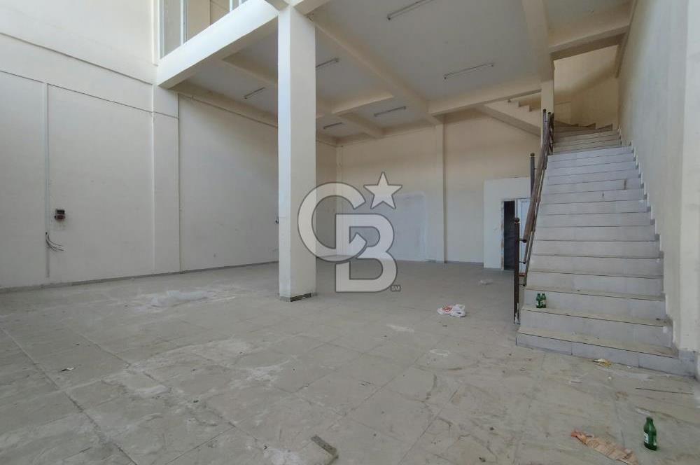 ADANA YEŞİLOBA DA ORTA SANAYİİ SİTESİNDE SATILIK DÜKKAN