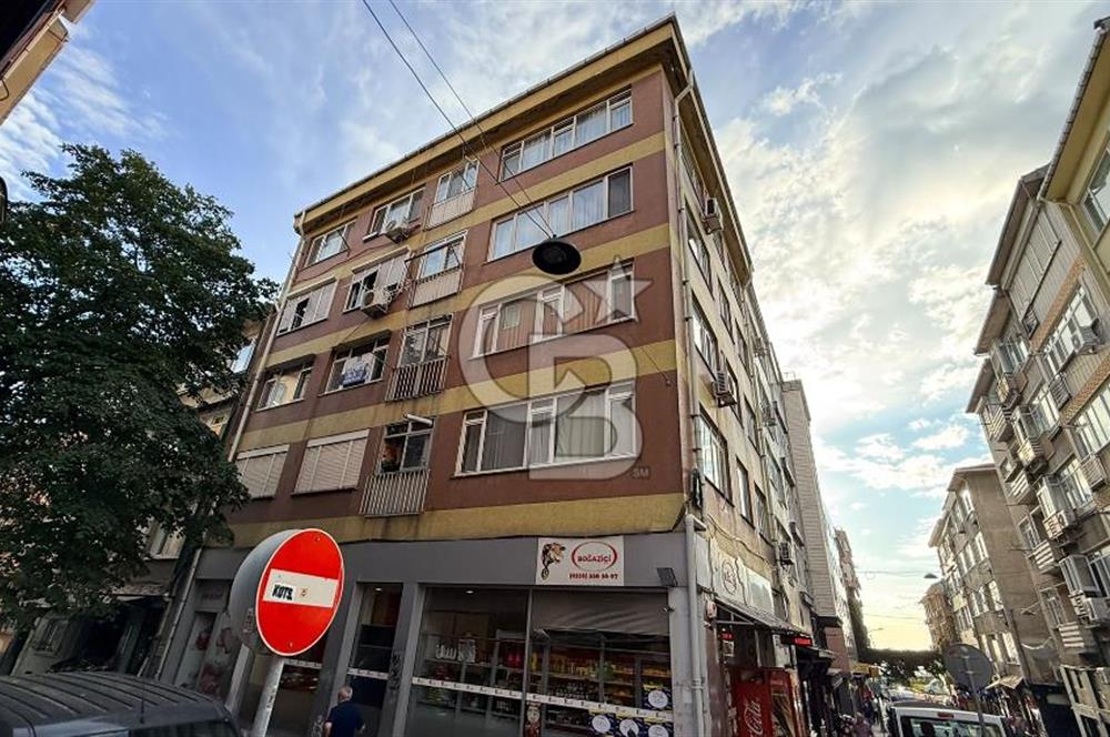 Rıhtım Recaizade Sokak ta İskeleye Çok Yakın