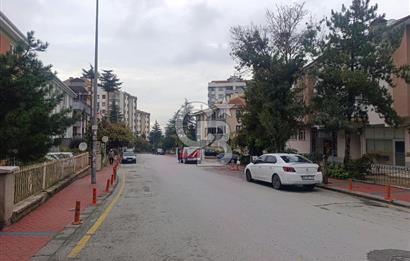 NACİ ÇAKIR MAHALLESİNDE MÜKEMMEL LOKAYONDA SATILIK 3+1 DAİRE