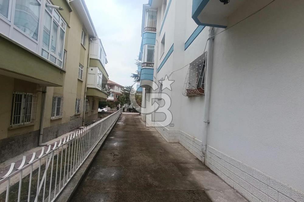 NACİ ÇAKIR MAHALLESİNDE MÜKEMMEL LOKAYONDA SATILIK 3+1 DAİRE