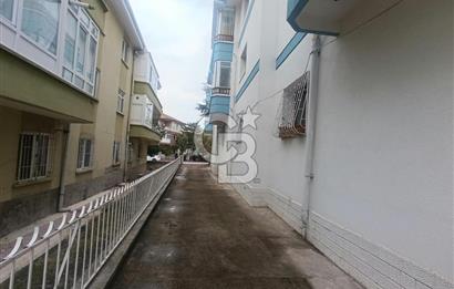 NACİ ÇAKIR MAHALLESİNDE MÜKEMMEL LOKAYONDA SATILIK 3+1 DAİRE