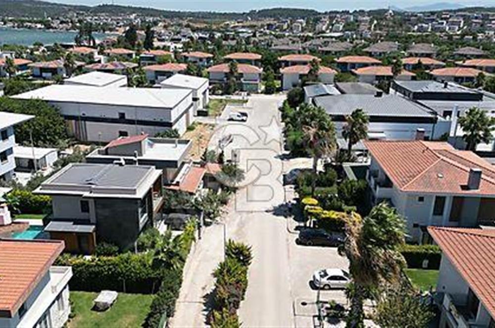 Urla İçmeler'de Satılık Villa İmarlı Arsa Projesi Hazır