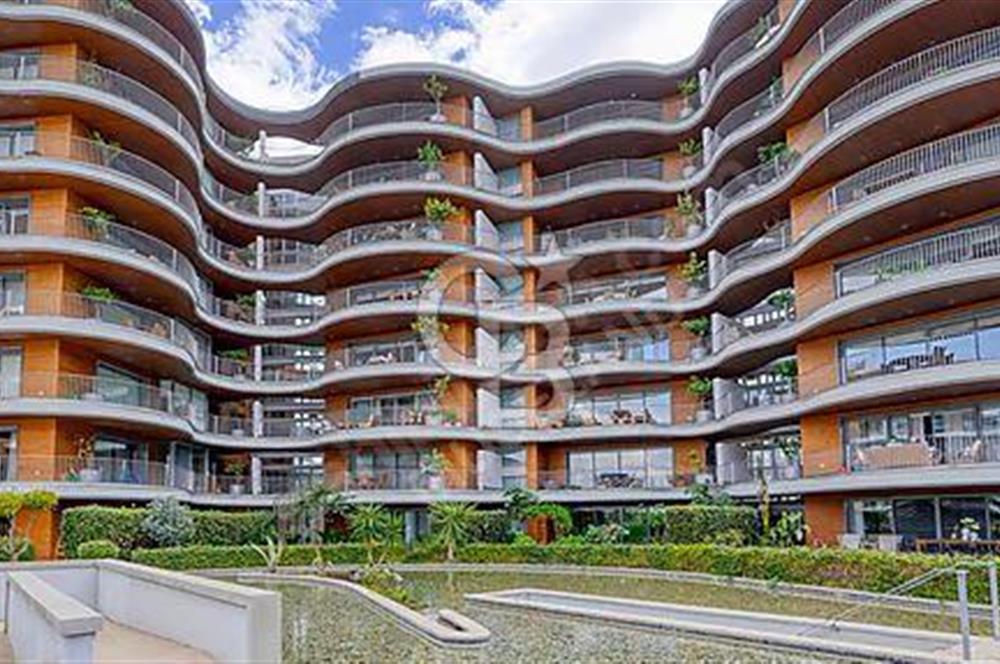 Folkart Narlıdere'de Satılık 5+1 Roof Suite Ultra Lüks Daire