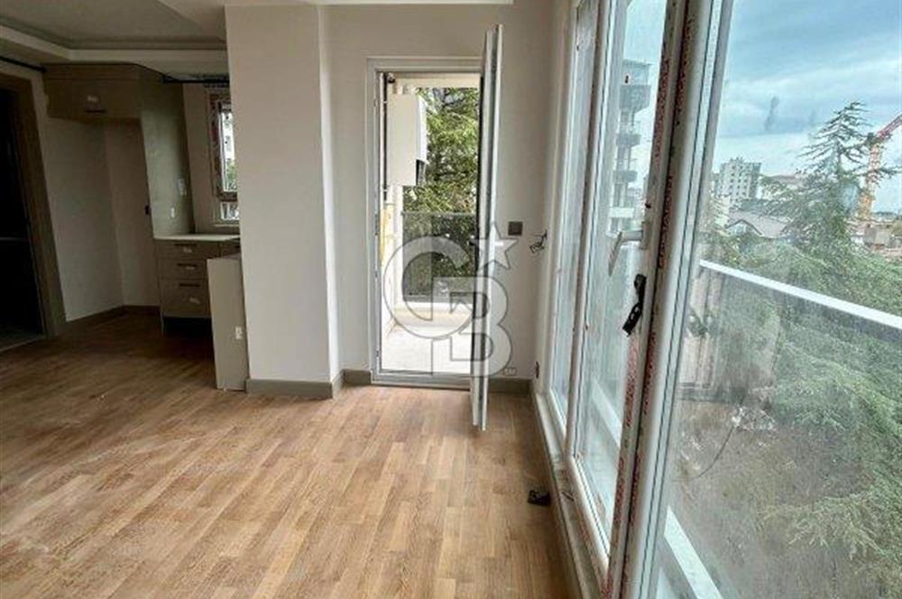 Bağdat Caddesi'nde Komple Kiralık Sıfır Prestijli Bina