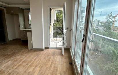 Bağdat Caddesi'nde Komple Kiralık Sıfır Prestijli Bina