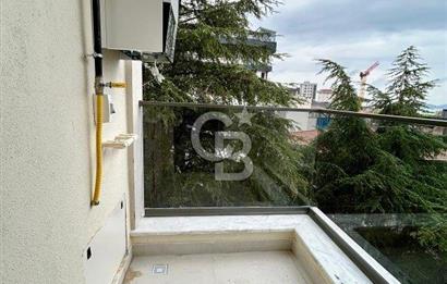 Bağdat Caddesi'nde Komple Kiralık Sıfır Prestijli Bina