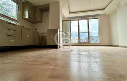 Bağdat Caddesi'nde Komple Kiralık Sıfır Prestijli Bina