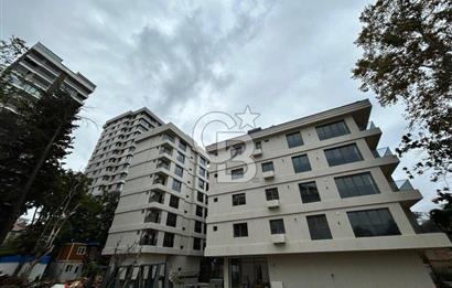 Bağdat Caddesi'nde Komple Kiralık Sıfır Prestijli Bina