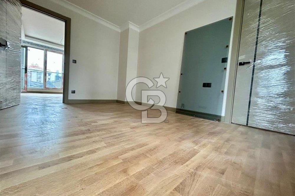 Bağdat Caddesi'nde Komple Kiralık Sıfır Prestijli Bina