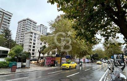 Bağdat Caddesi'nde Komple Kiralık Sıfır Prestijli Bina