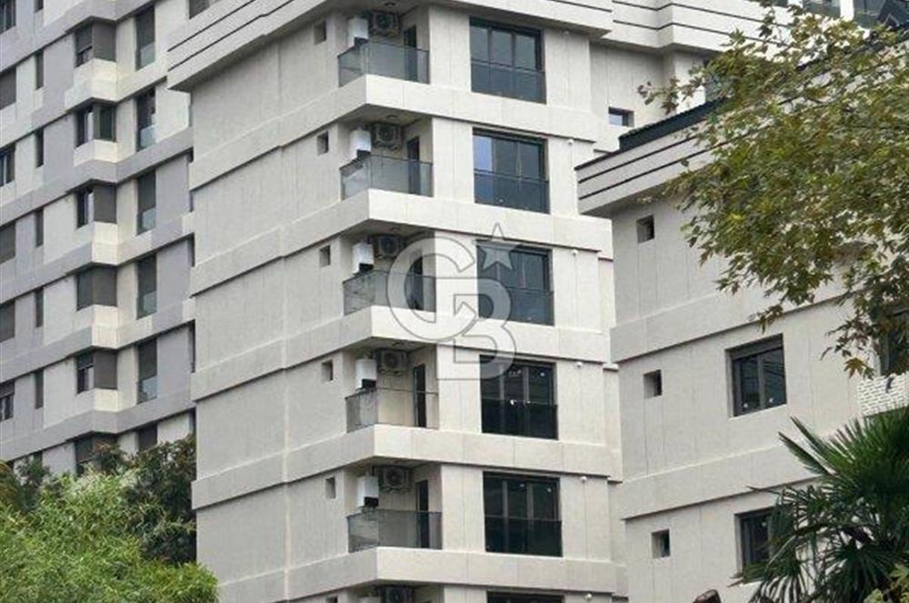 Bağdat Caddesi'nde Komple Kiralık Sıfır Prestijli Bina