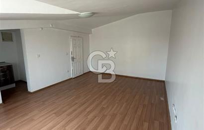 Ataşehir Yenişehir'de 5+1 Dubleks Teraslı, Çift Banyolu Daire