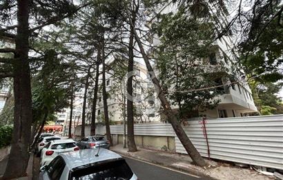 Bağdat Caddesi'nde Komple Kiralık Sıfır Prestijli Bina