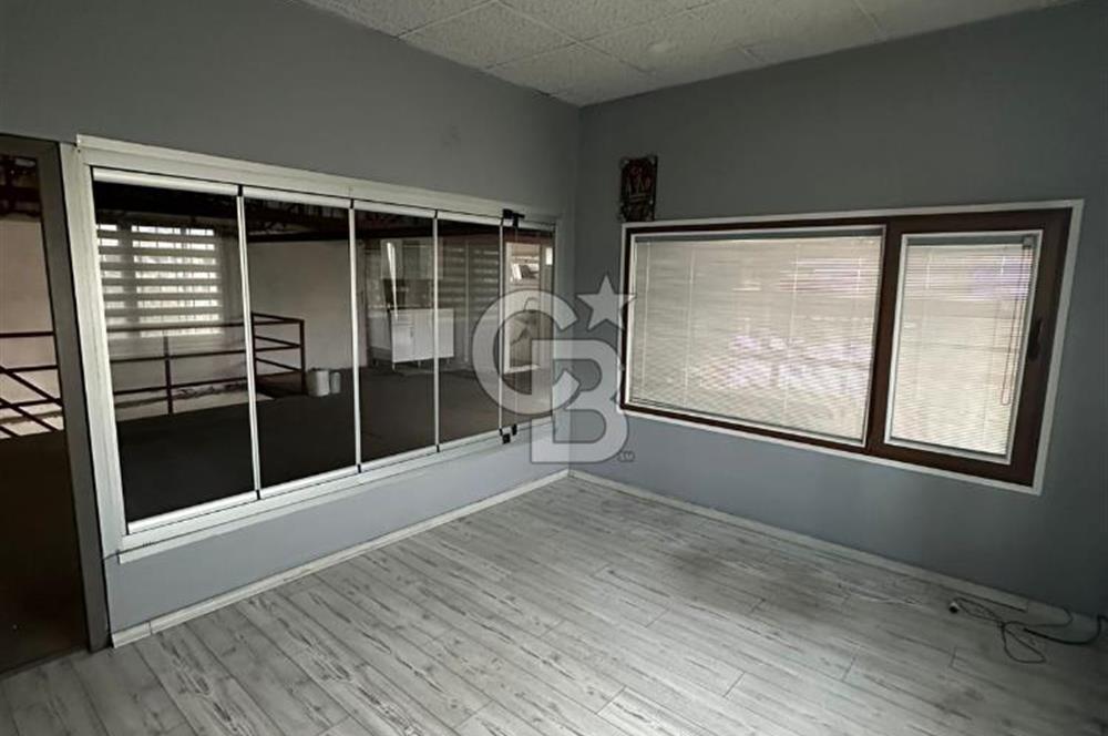 Aşık Veysel Mh.de 216m² Yatırımlık Satılık Dükkan