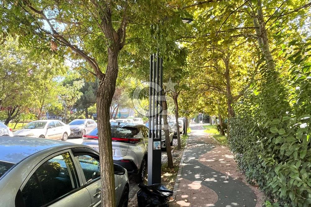 ATAŞEHİR GARDENYA 5 SİTESİNDE SATILIK DAİRE 