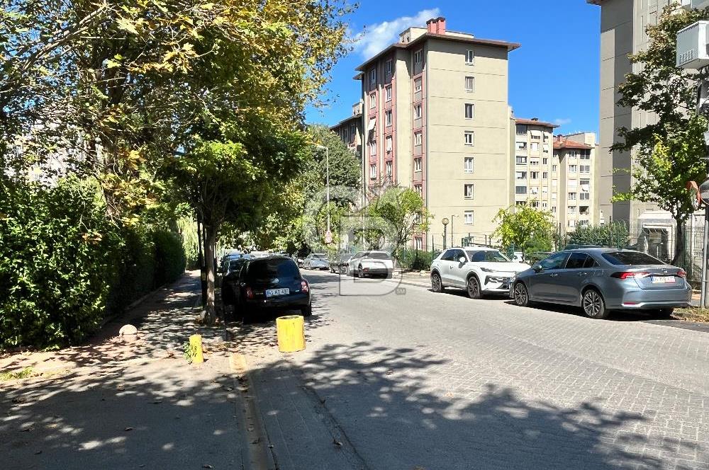 ATAŞEHİR GARDENYA 5 SİTESİNDE SATILIK DAİRE 