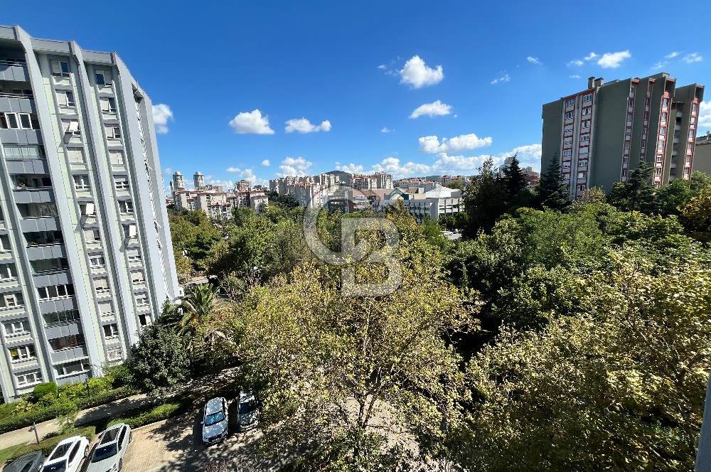 ATAŞEHİR GARDENYA 5 SİTESİNDE SATILIK DAİRE 