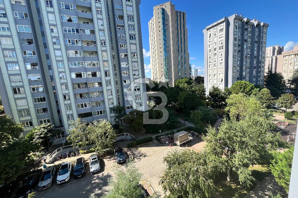 ATAŞEHİR GARDENYA 5 SİTESİNDE SATILIK DAİRE 