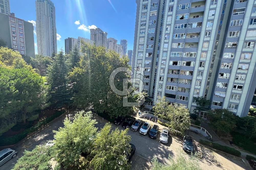 ATAŞEHİR GARDENYA 5 SİTESİNDE SATILIK DAİRE 