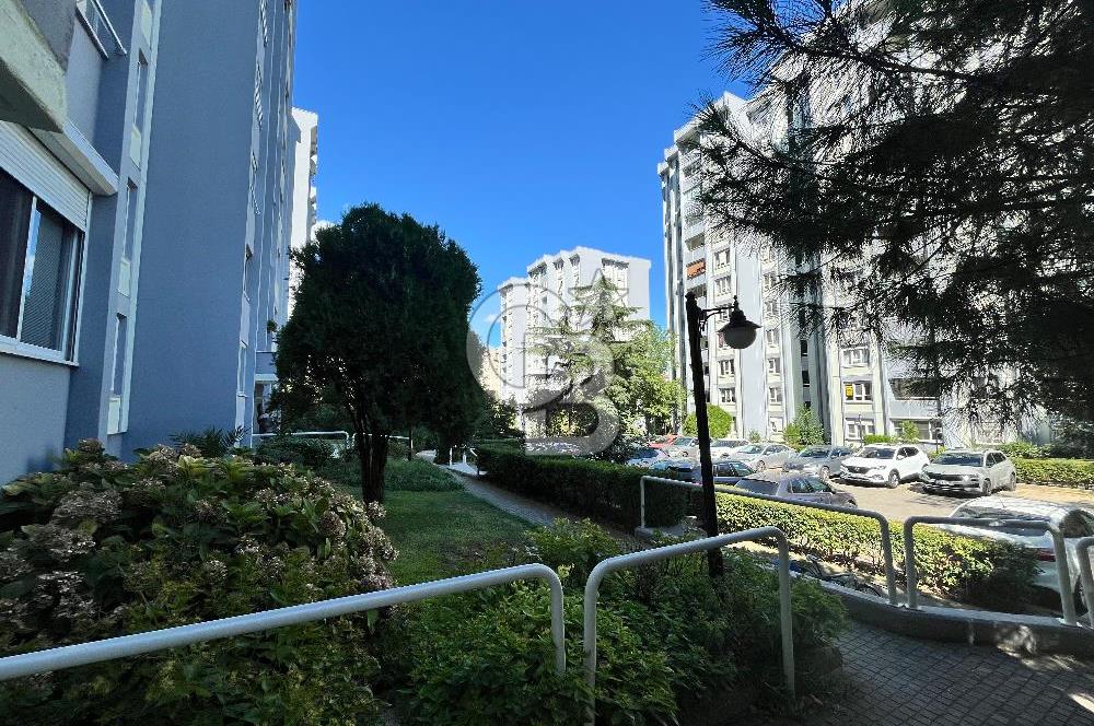 ATAŞEHİR GARDENYA 5 SİTESİNDE SATILIK DAİRE 