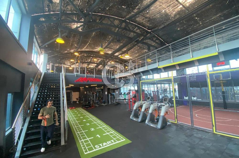 Bankadan Satılık Spor Salonu Kiracılı Geniş Satılık Dükkan