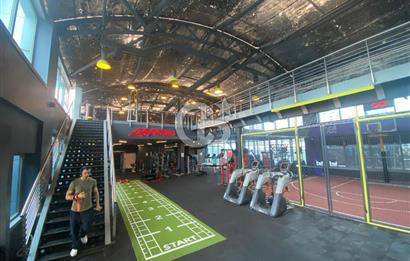Bankadan Satılık Spor Salonu Kiracılı Geniş Satılık Dükkan