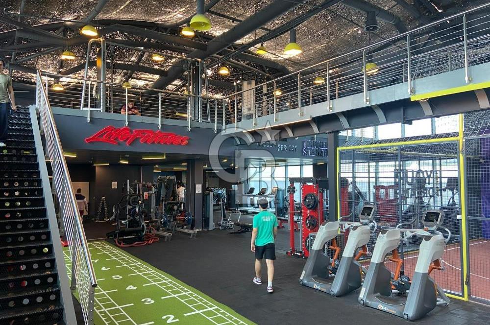 Bankadan Satılık Spor Salonu Kiracılı Geniş Satılık Dükkan
