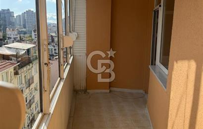 Kadıköy Acıbadem 'de 3+1 Kiralık Daire