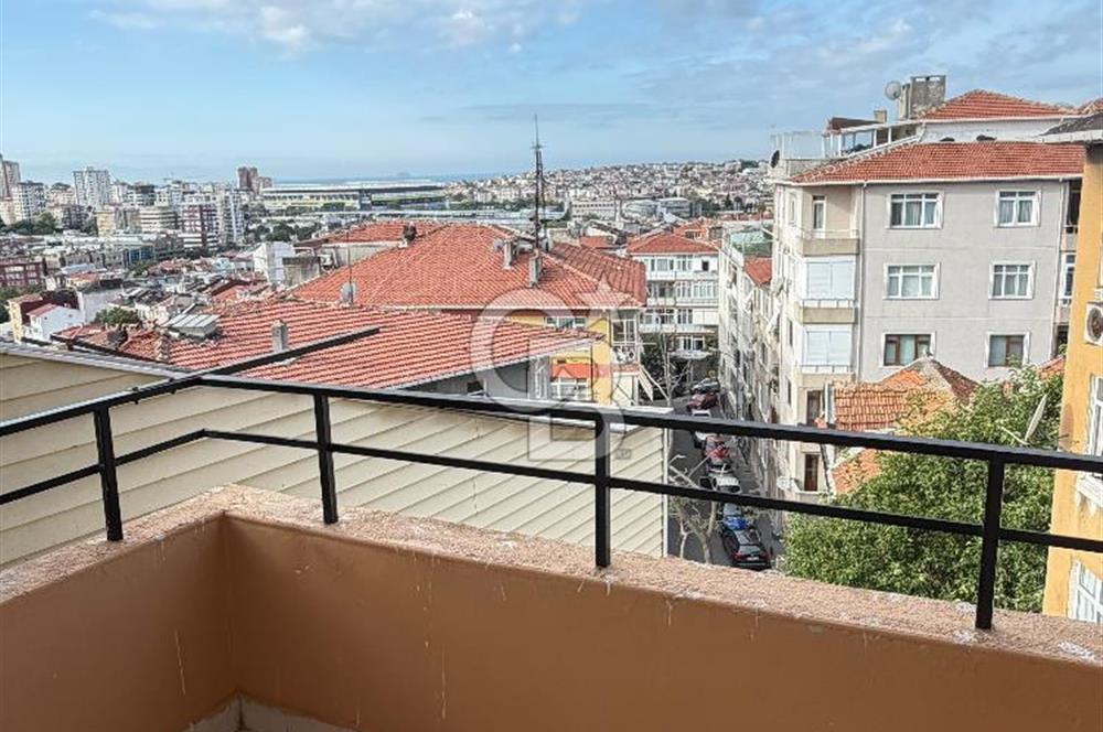 Kadıköy Acıbadem 'de 3+1 Kiralık Daire