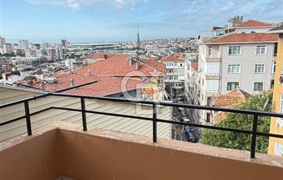 Kadıköy Acıbadem 'de 3+1 Kiralık Daire