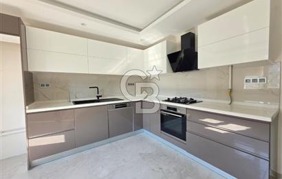 Park Manzaralı Lüks Yapılı Klima ve Ankastreli 3+1 Kiralık Daire