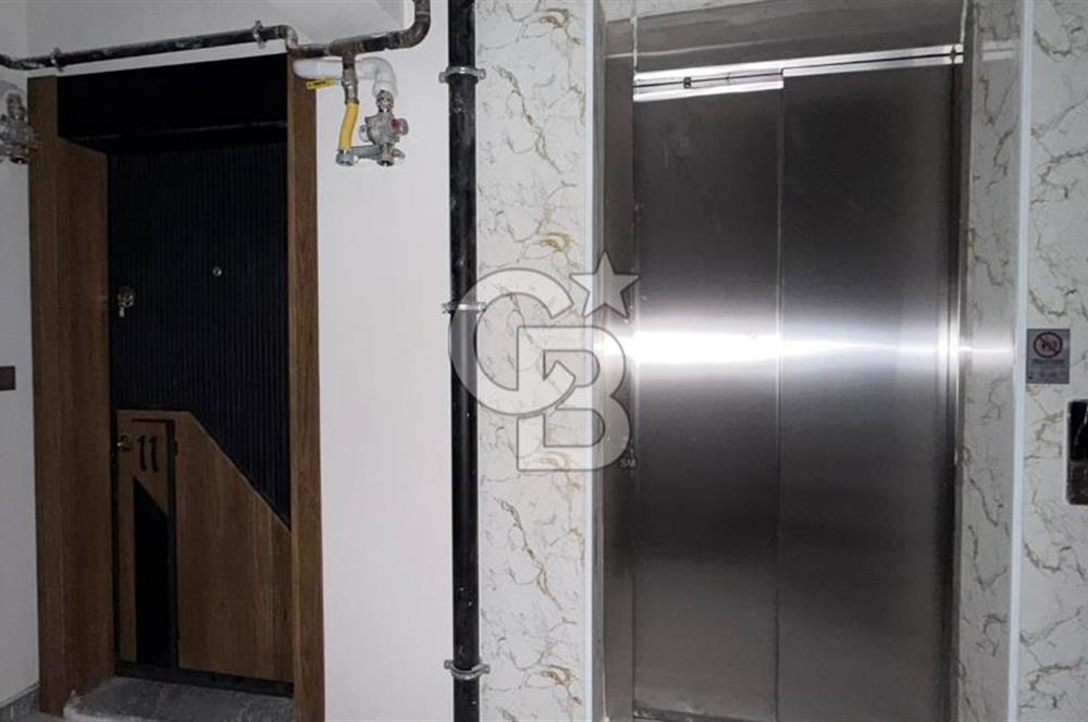 Karşıyaka Şemiklerde Satılık 1+1 Daire Oturuma Hazır