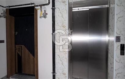 Karşıyaka Şemiklerde Satılık 1+1 Daire Oturuma Hazır