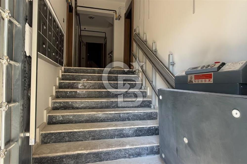 Karşıyaka Şemiklerde Satılık 1+1 Daire Oturuma Hazır