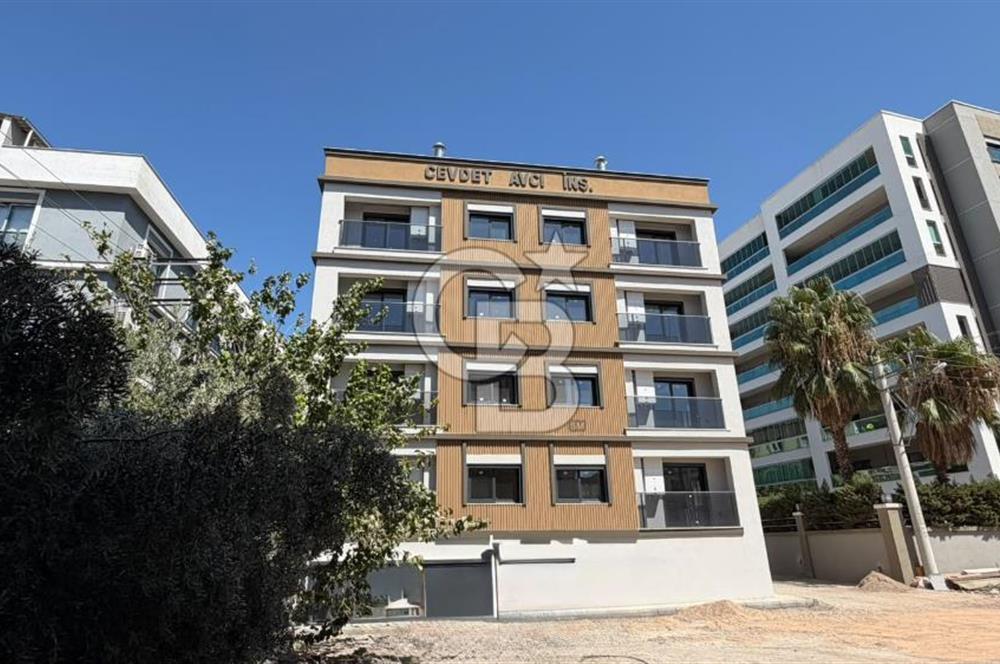 Karşıyaka Şemiklerde Satılık 1+1 Daire Oturuma Hazır