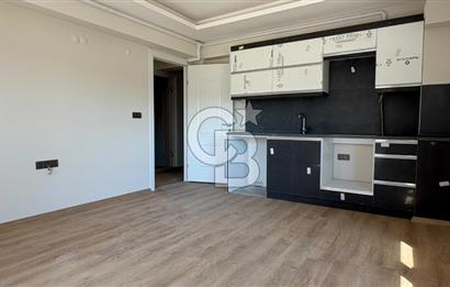 Karşıyaka Şemiklerde Satılık 1+1 Daire Oturuma Hazır