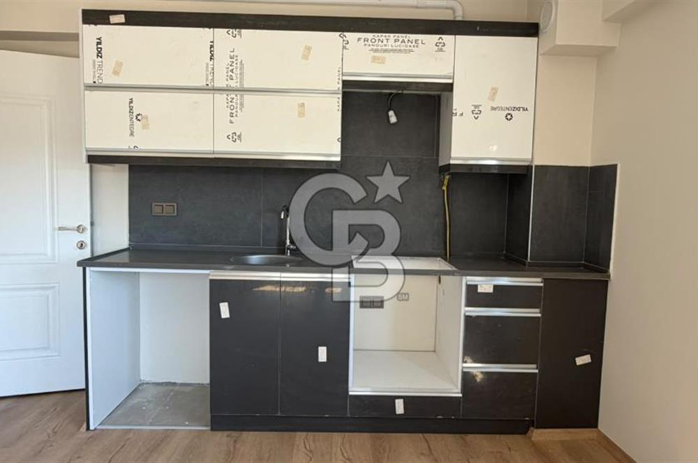 Karşıyaka Şemiklerde Satılık 1+1 Daire Oturuma Hazır