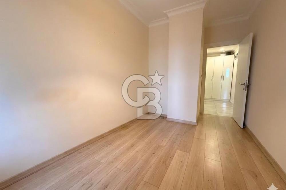 Küçükyalı Sahilde Yeni Binada Kiralık 2+1